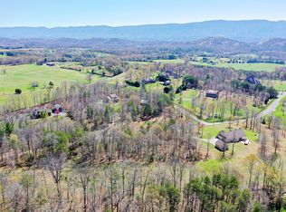 1111 Stable Xing, Maryville, TN 37803