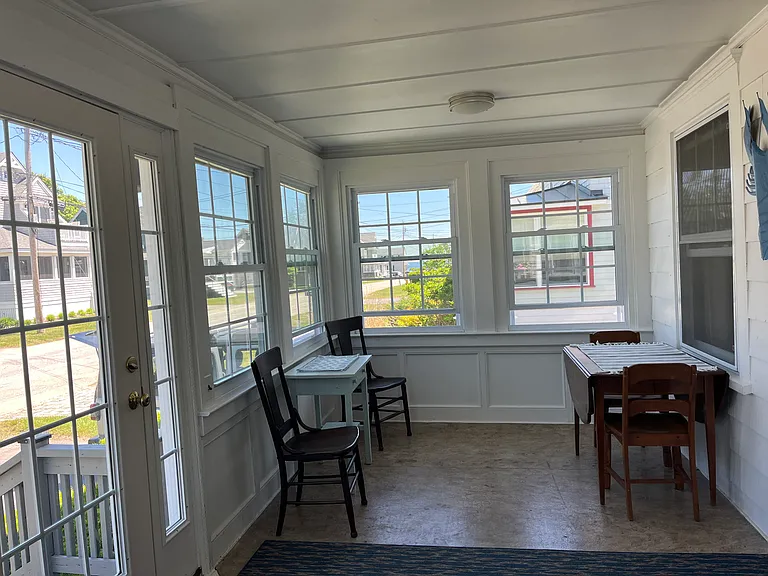 24 Ocean Ave — Photo 11