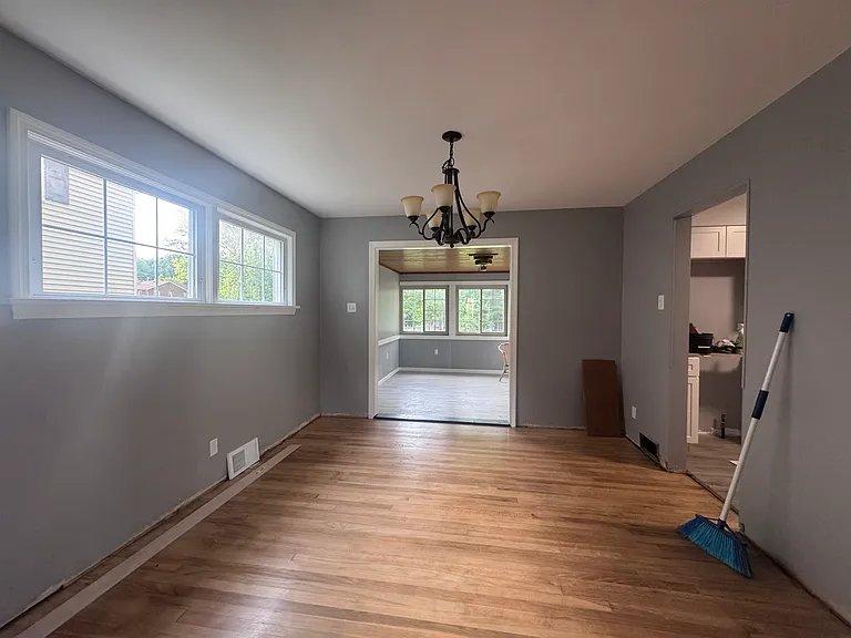 2992 Eldora Dr — Photo 4