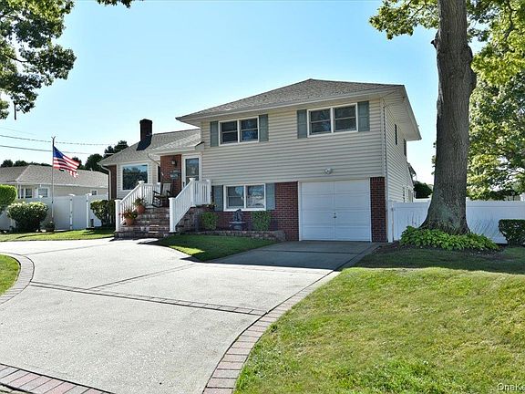 3rd image of 283 W Gates Avenue