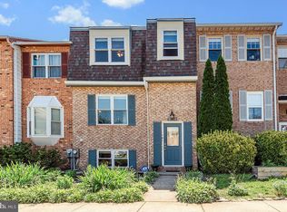 2432 Vineyard Ln, Crofton, MD 21114