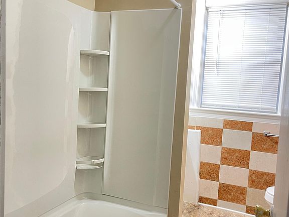3rd image of 1252 Eddy St #2