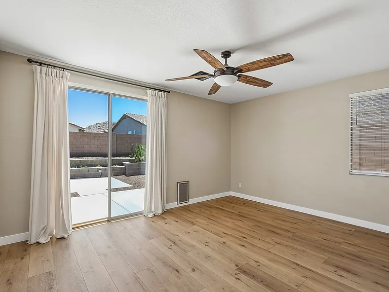 18381 W McNeil St — Photo 5