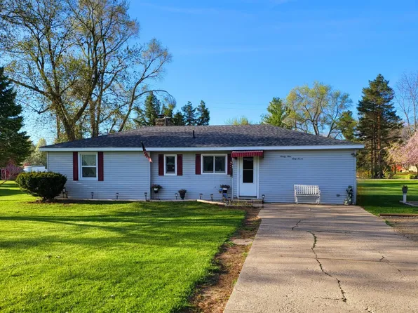 9967 Elm Rd, Ovid, MI 48866