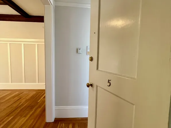 1630 Sanchez St APT 5, San Francisco, CA 94131