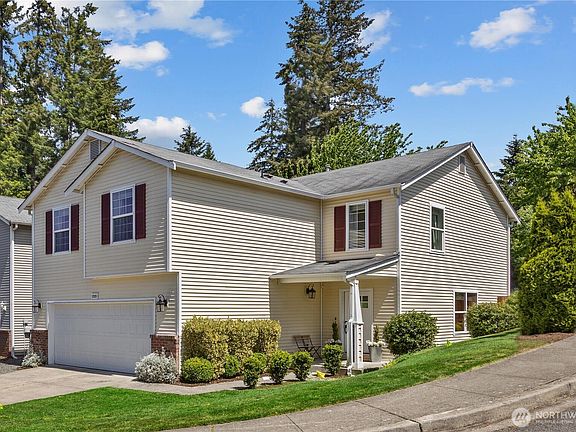 2nd image of 17529 14th Drive SE