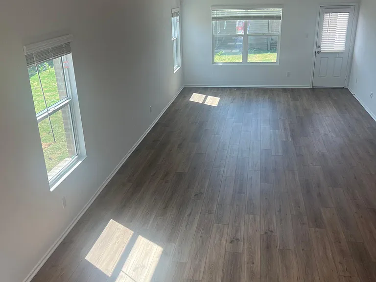 218 Milliner Loop — Photo 3
