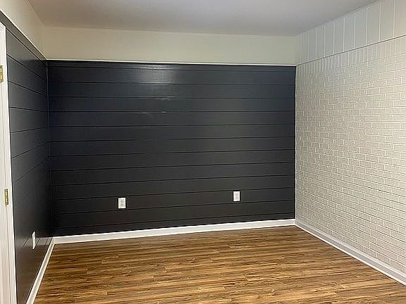 3rd image of 2038 E Jena Dr