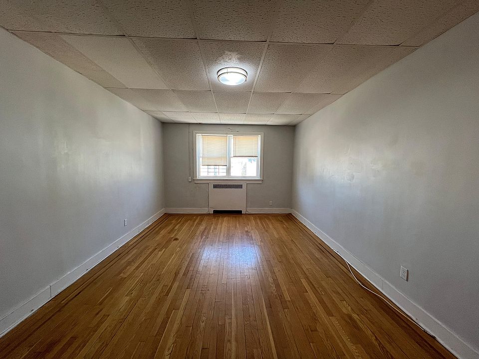 1st image of 2730 John F Kennedy Blvd #2D