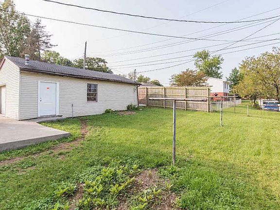 4th image of 1724 Gleneagles Dr
