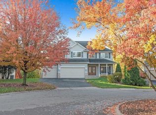 10948 Eagle View Cir, Woodbury, MN 55129