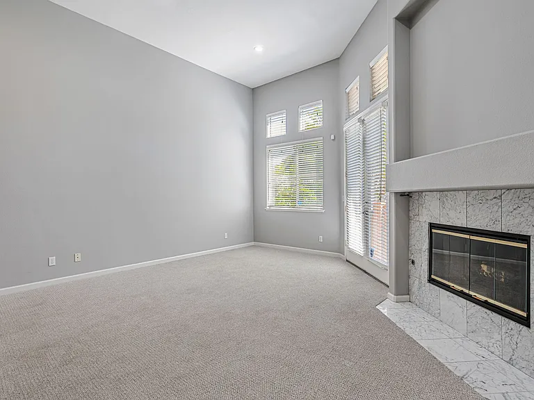 1103 Emerald Bay Ln — Photo 4