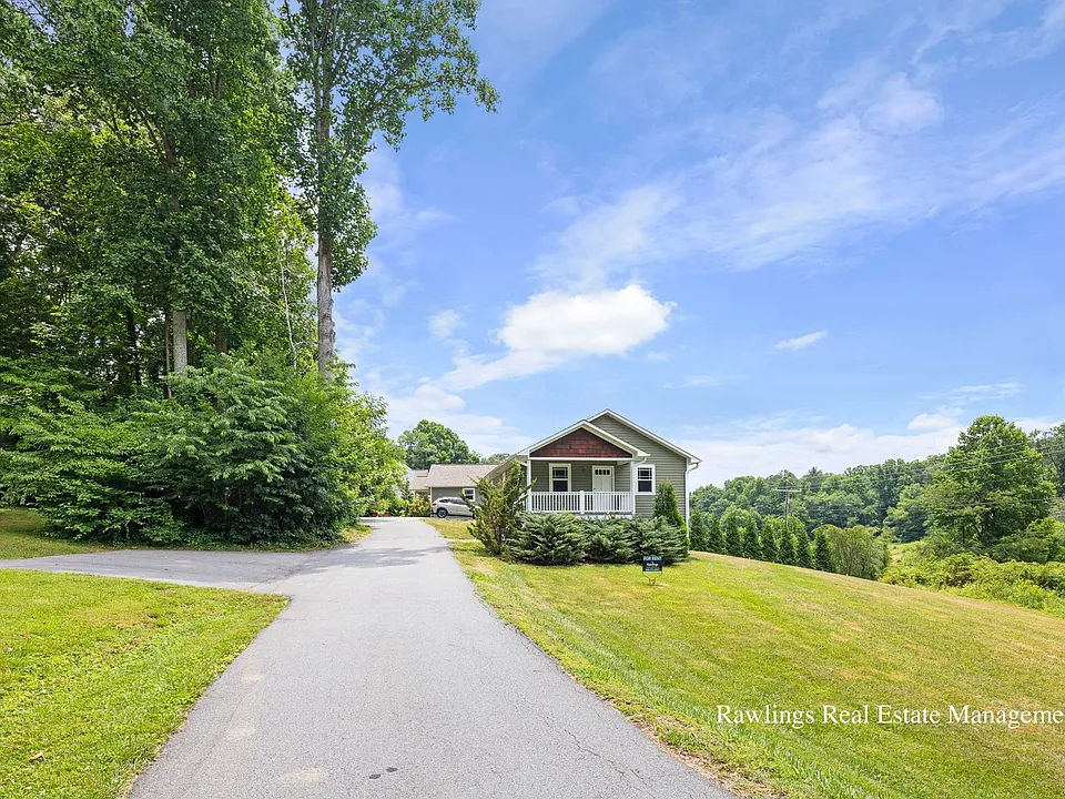328 Old Fort Rd