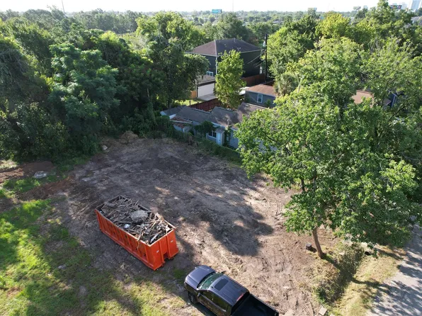 1108 Archer St, Houston, TX 77009