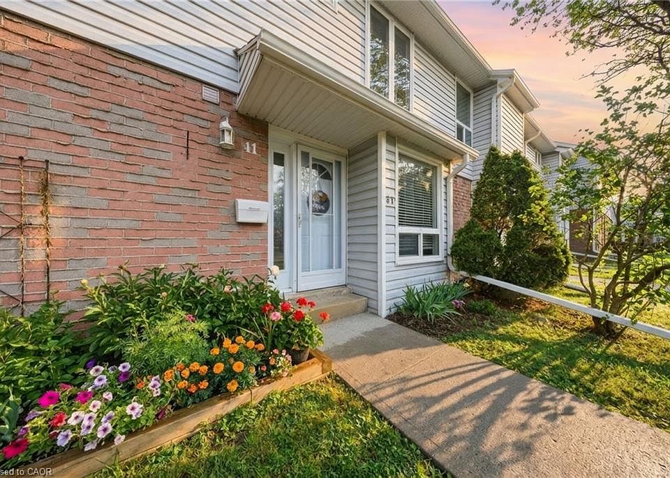 1st image of 32 Mowat Blvd #41