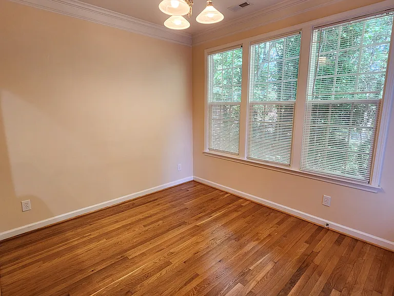 6004 Kohler Ln — Photo 20