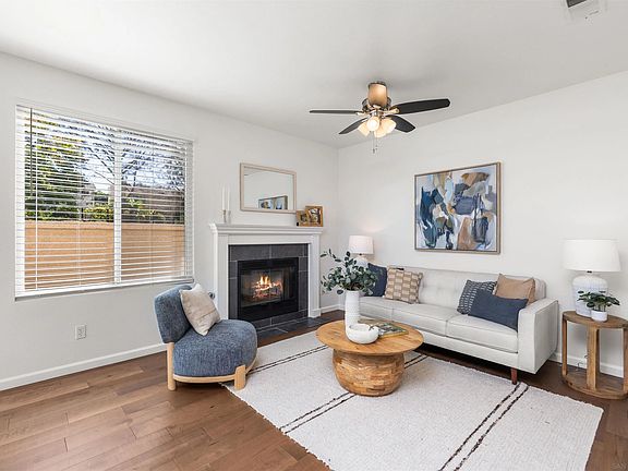 2nd image of 3811 Creststone Pl