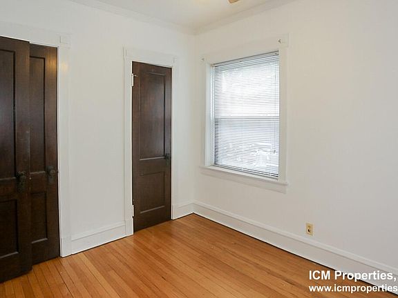 3rd image of 3503 N Greenview Ave #1C