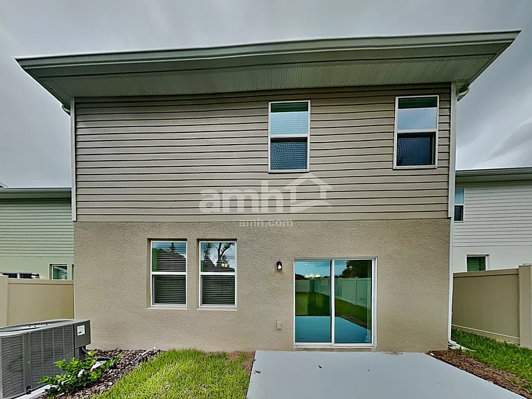 6210 Little Bluff Cir — Photo 34