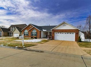 16310 Gulf Winds Ct, Grover, MO 63040