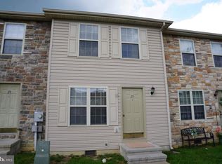 25 Genesis Dr, Inwood, WV 25428
