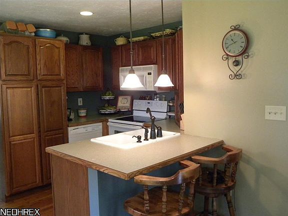 4th image of 7080 Whitesands Blvd