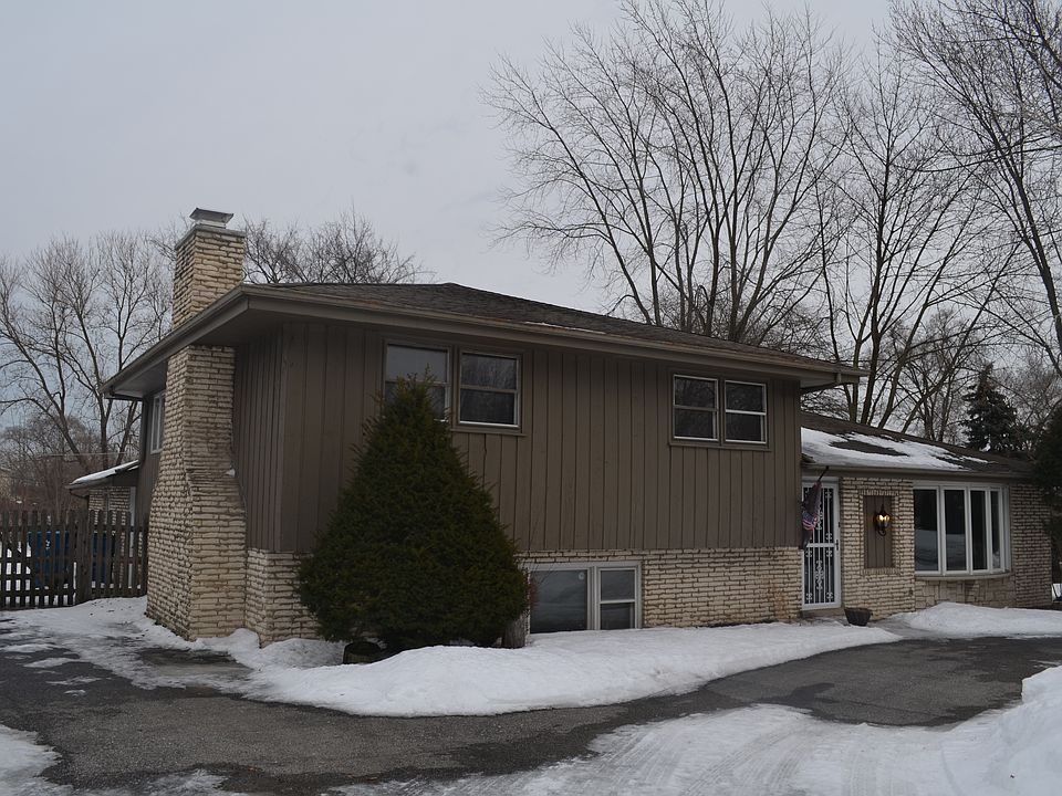 1st image of 10015 S 82nd Ct