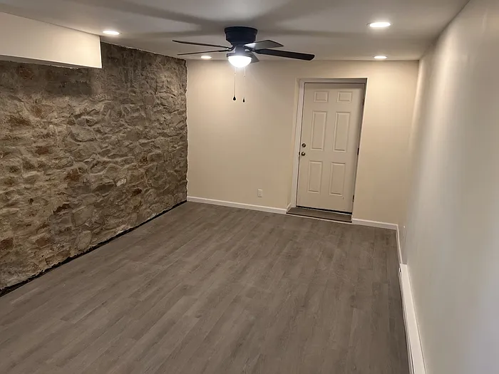 45 Middle St #43 — Photo 12