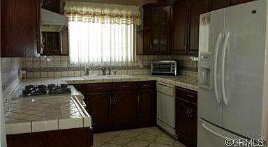 4th image of 3915 W 119th St