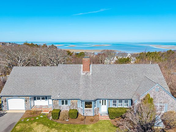 2nd image of 17 Barberry Lane