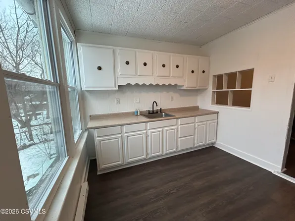 614 Bear Valley Ave, Shamokin, PA 17872