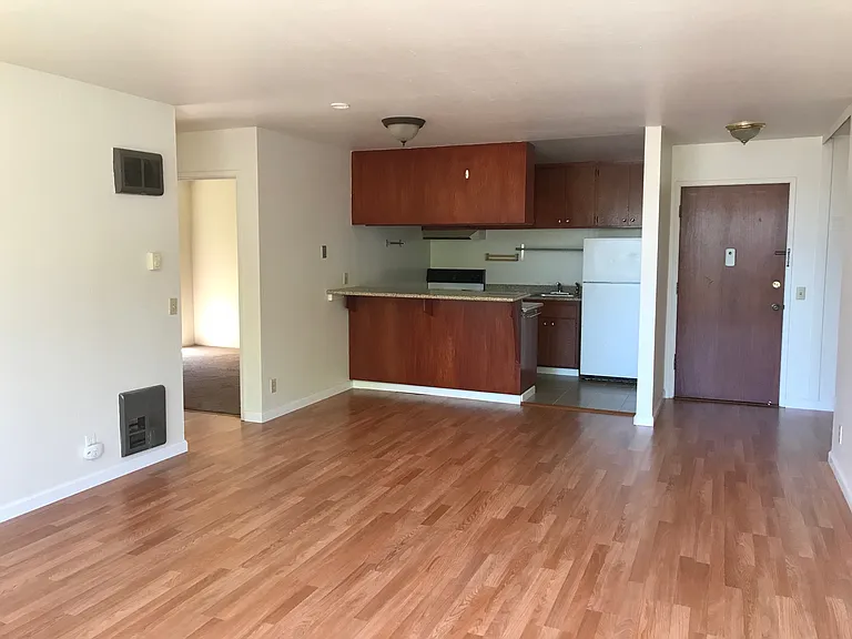 2211 Carleton St #22 — Photo 1