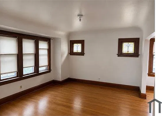 2 bed, 1083 sqft, $1,500 — Photo 2