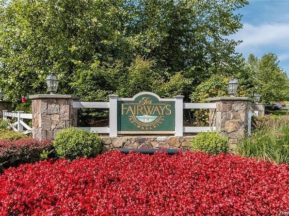 25 Fairways Dr UNIT 12