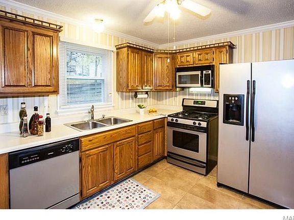 2nd image of 3444 Wright Ave