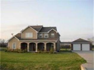 4603 Majestic Dr, Mont Belvieu, TX 77523