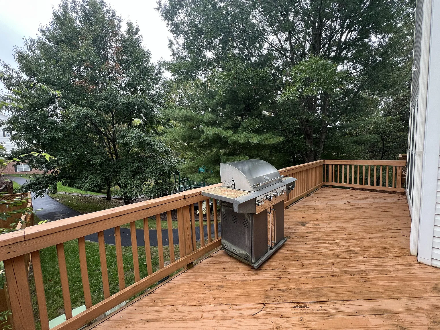4 bed, 3.5 bath, 2112 sqft, $3,300 — Photo 3