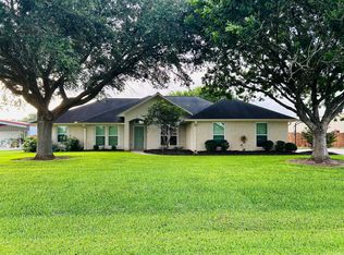 249 Park Ln, Victoria, TX 77904