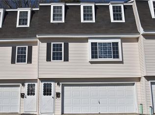 2 Westchester Hls #B, Colchester, CT 06415