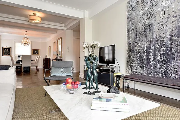 Rented by Buchbinder & Warren | media 40