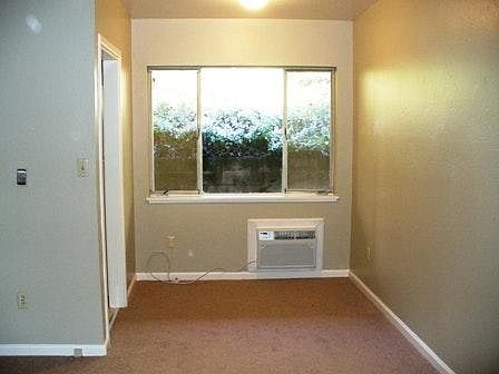 4th image of 425 Finley St APT 7