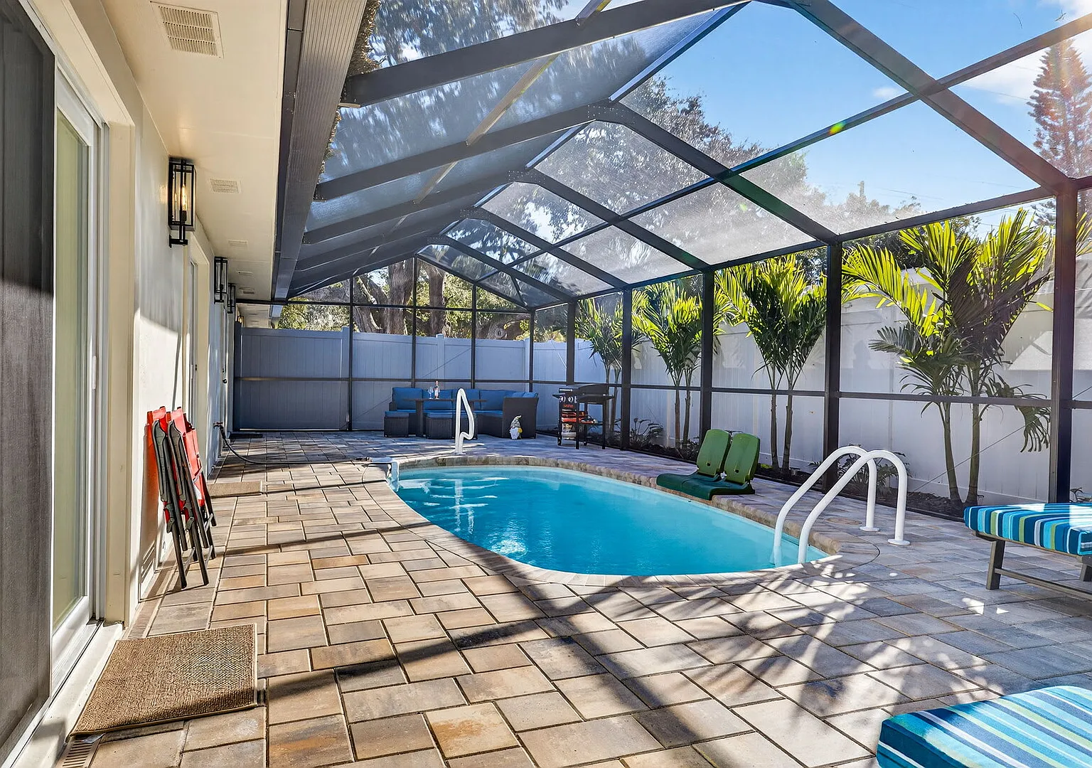 Flora & Flair - 3BD Home|Beach|Heated POOL — Photo 1