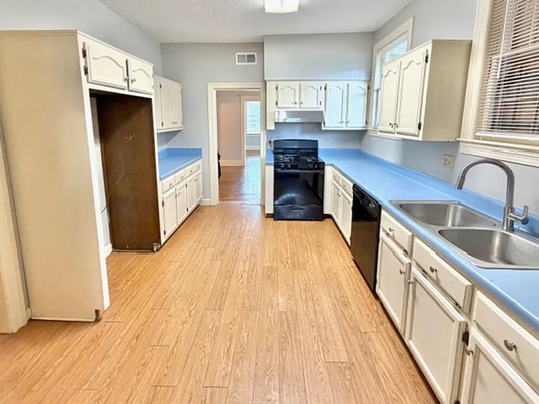 2532 Sam Cooper Blvd — Photo 6