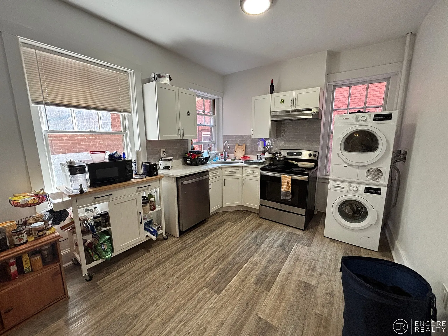 4 bed, 1500 sqft, $5,500 — Photo 1