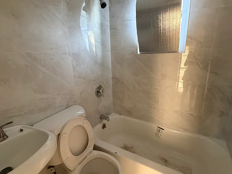 208 Myrtle Ave #3 — Photo 4