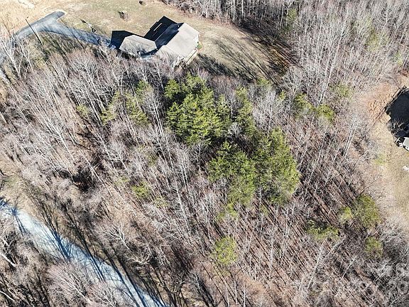 3rd image of LOT 2 Glenhaven Dr