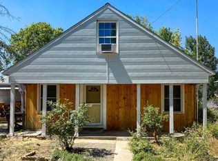 16405 Maple St, Hornbrook, CA 96044
