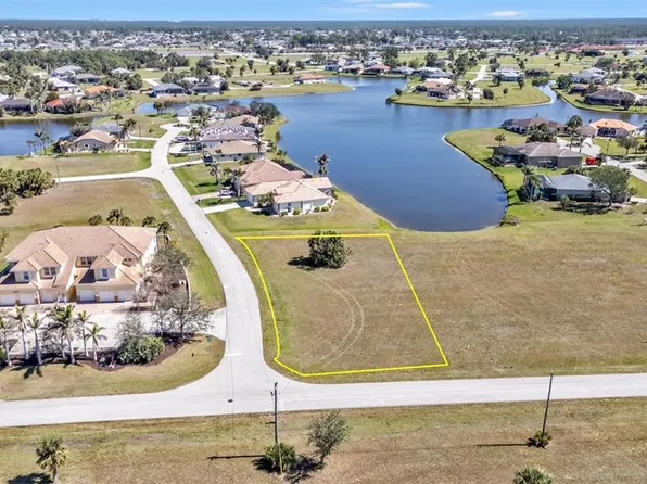 16592 San Edmundo Rd #1, Punta Gorda, FL 33955