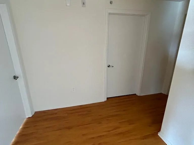 4737 Kester Ave #102 — Photo 8