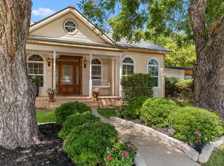 408 W Creek St, Fredericksburg, TX 78624
